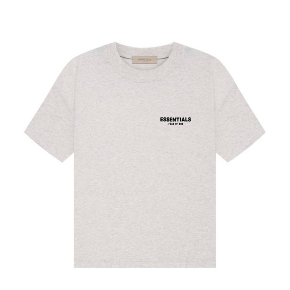 Fear of god essentials tshirt “light oat meal”
